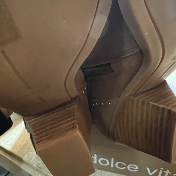 Dolce Vita Roland Pecan Suede Women's Shoes - Picture 5 of 6